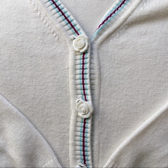 BCBGMaxAzria cute preppy cardigan!! 🥀 - Picture 4 of 6